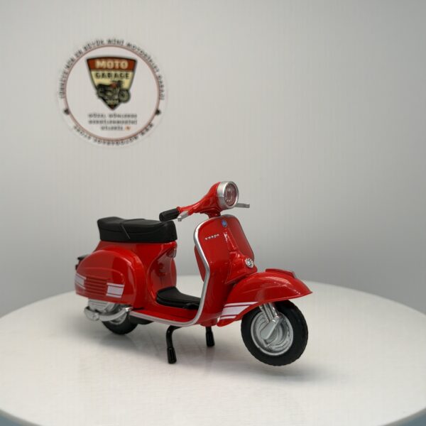 1976 Vespa 200 Rally - 1:18 Ölçek (12cm) Kutulu Standlı Diecast Model